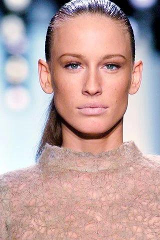 Look 13